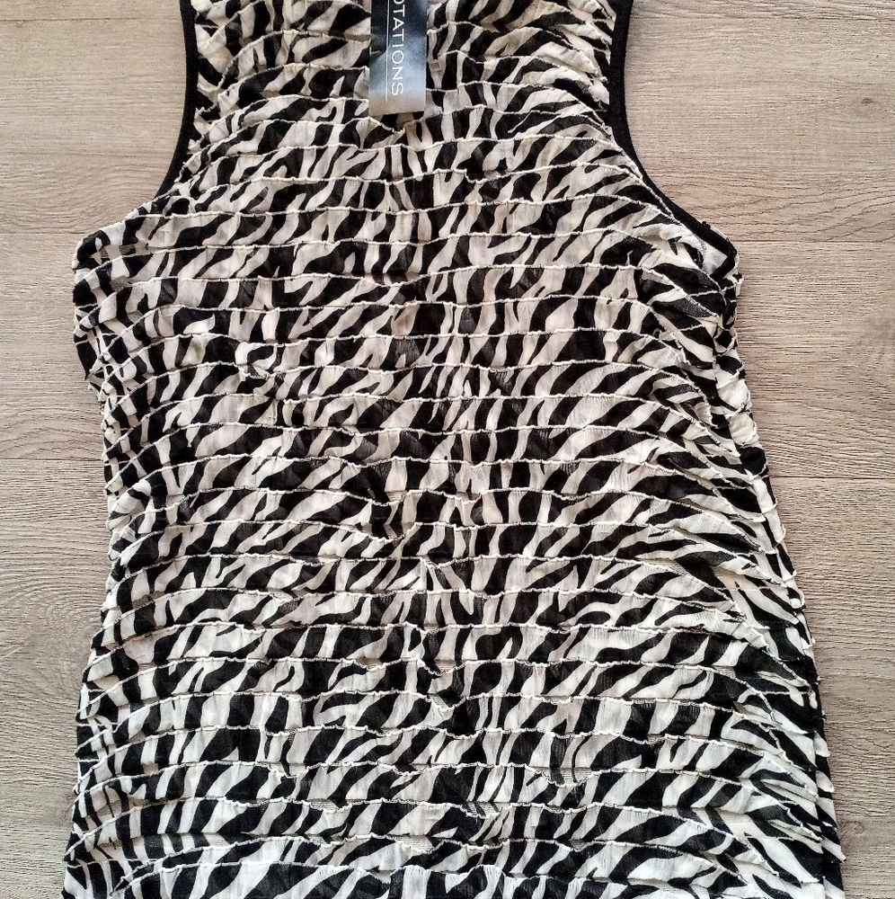 NWT Notations  Ruffled Layers Top - Picture 6 of 6
